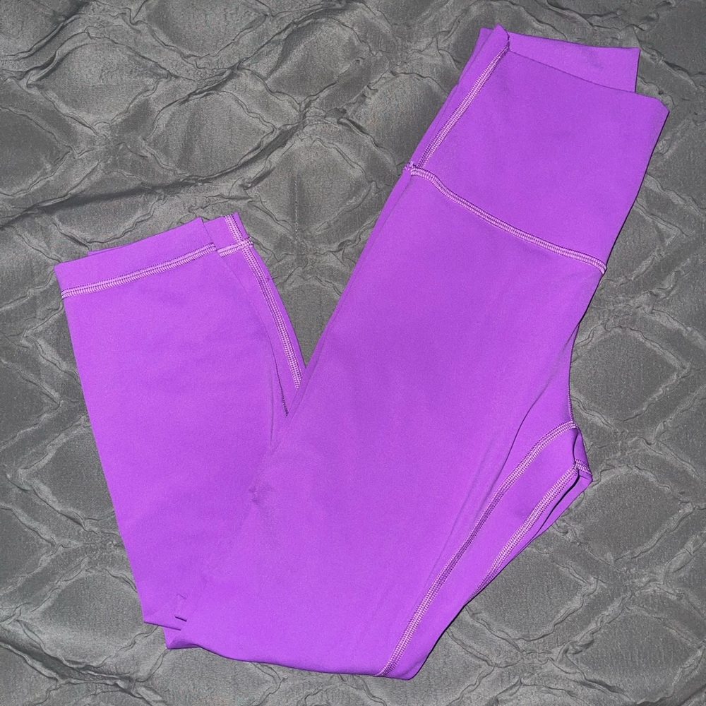 ❗️PRICE IS FIRM❗️Lululemon Align HR Crop 21”